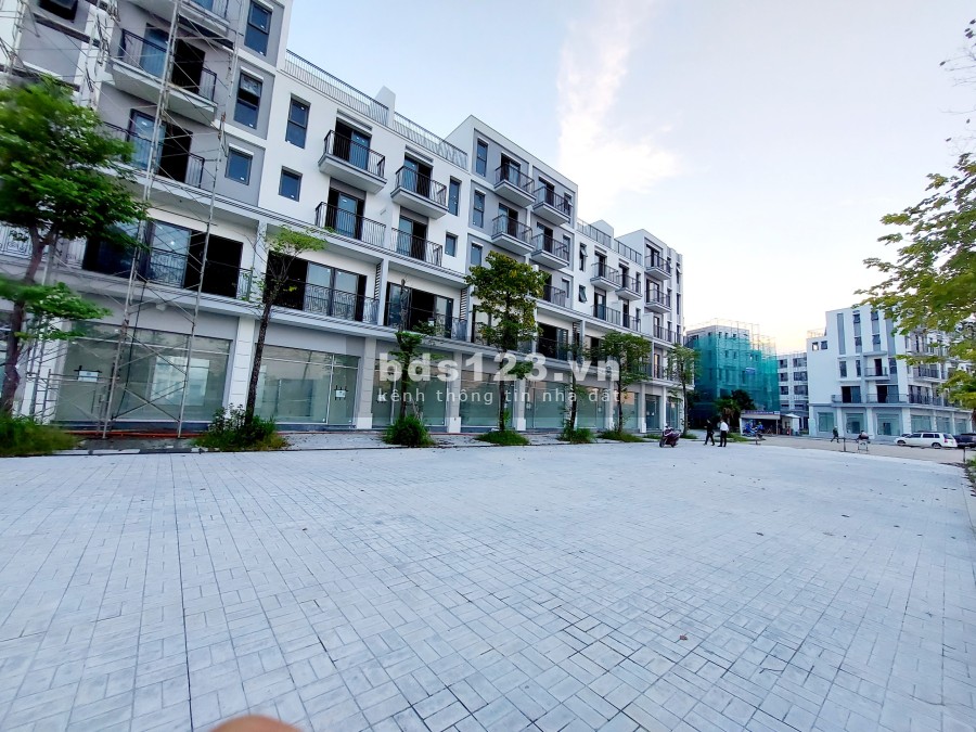 Biệt thự shophouse sổ đỏ vĩnh viễn 12 tỷ/75 m2 Dự án The Manor Central Park Đường Nguyễn Xiển
