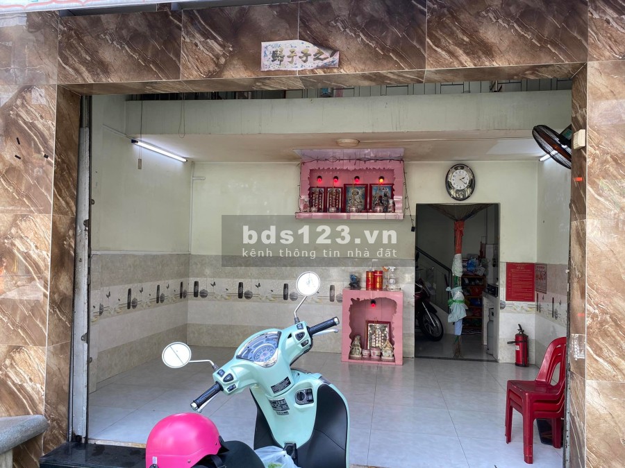Cho thuê mặt bằng gần Chợ, Siêu thị, Trường học, Bệnh Viện, Trung tâm thương mại, Nhà sách