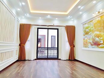 Nhà mặt tiền khu đô thị mới Phú Diễn 5 tầng ô tô đỗ cửa đường lớn xe ra vào thoải mái