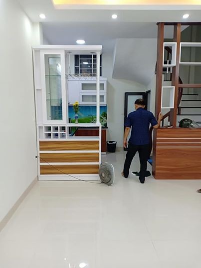 Nhà mặt tiền khu đô thị mới Phú Diễn 5 tầng ô tô đỗ cửa đường lớn xe ra vào thoải mái
