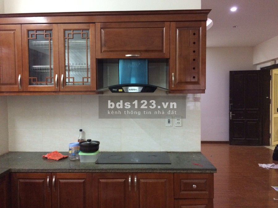 Cho thuê căn hộ tầng 11 N4D mặt đường Lê Văn Lương, 3 phòng, 79 m2 giá 8.5 triệu