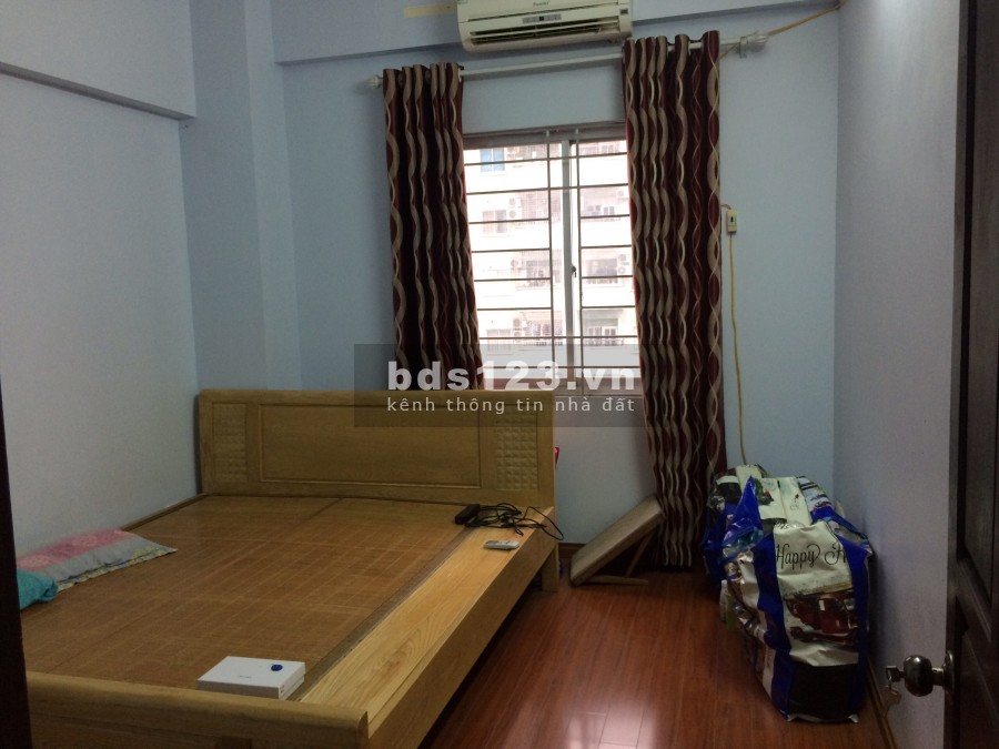 Cho thuê căn hộ tầng 11 N4D mặt đường Lê Văn Lương, 3 phòng, 79 m2 giá 8.5 triệu