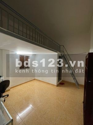 Phòng trọ anh ninh giá rẻ Quận Tân Bình riêng biệt, khu an ninh, yên tĩnh, hàng xóm văn minh