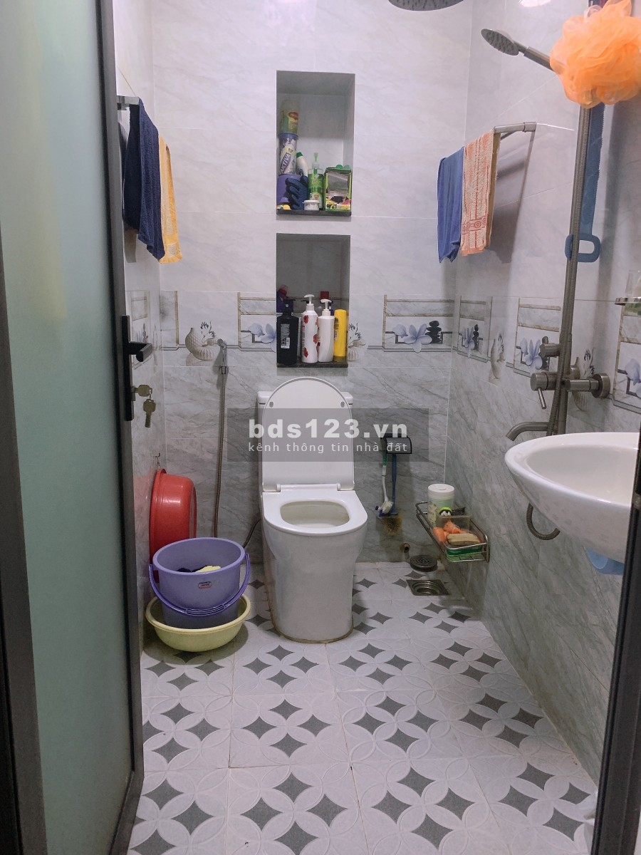 Bán nhà hẻm 6m, diện tích sử dụng 32m2, 1 lầu đúc thật, giá bán chỉ 4 tỷ 6 thương lượng