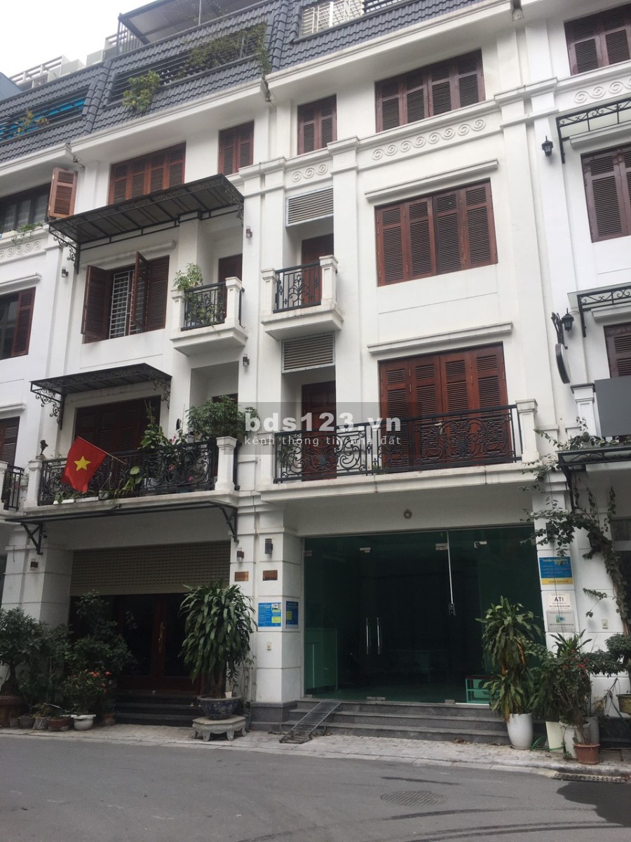 Bán liền kề 90 Nguyễn Tuân, giá rẻ, kinh doanh, cho thuê thuận lợi giá thoả thuận