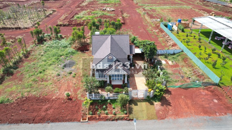 Lô gốc nhà phố liền kề trong khu đô thị đẳng cấp Bình Phước giá 7,5 triệu/m2