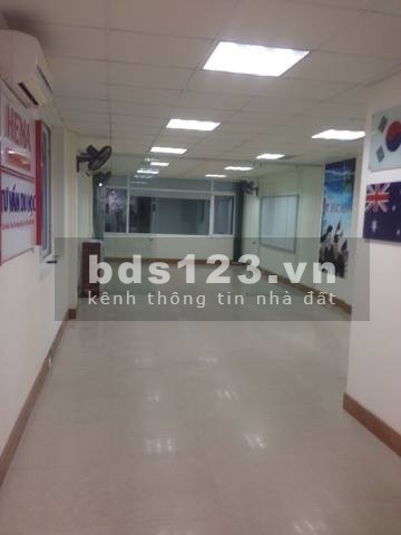 Cho thuê văn phòng phố Vũ Tông Phan, diện tích 80m2 thông sàn trang bị sẵn đầy đủ thiết bị
