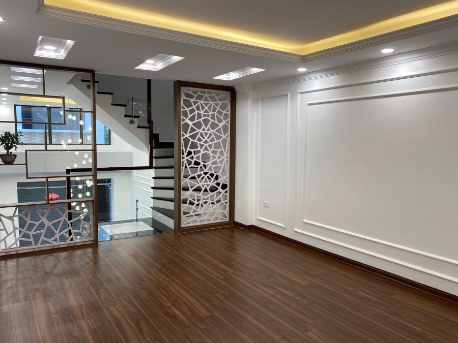 Siêu phẩm Thanh Xuân, ô tô đỗ cửa kinh doanh đỉnh, thuận tiện làm văn phòng giá 7.2 tỷ