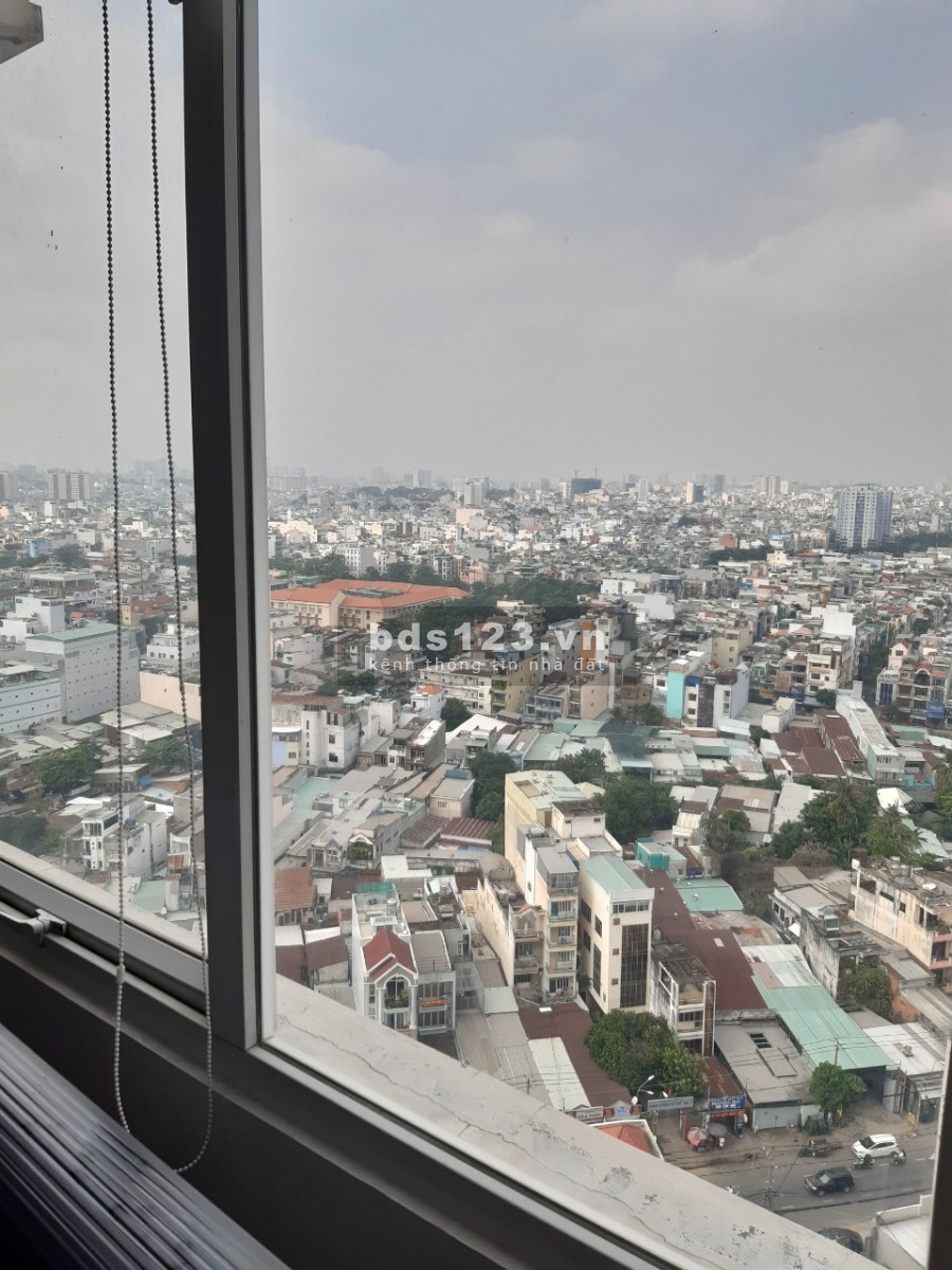 Căn Penthouse ngay vị trí đắc địa Quận Bình Thạnh, dtsd 302m2 tầng cao sổ hồng chính chủ, giá 12 tỷ
