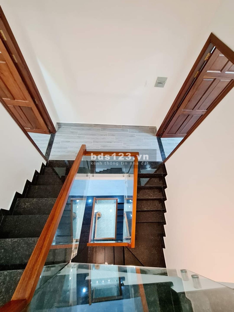 Cực đẹp! Nhà Dương Đức Hiền, Tây Thạnh, Tân Phú diện tích 64m2 giá bán chỉ 8.5 tỷ