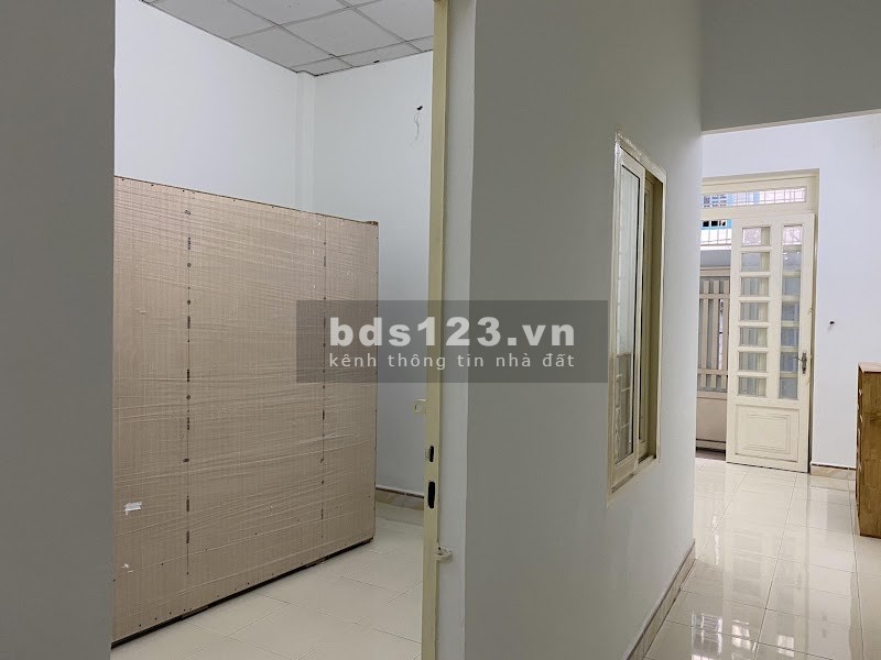 Bán gấp hạ chào nhà đường Gò Dầu, hẻm ô tô diện tích sử dụng 4.3x15m, giá tốt thương lượng