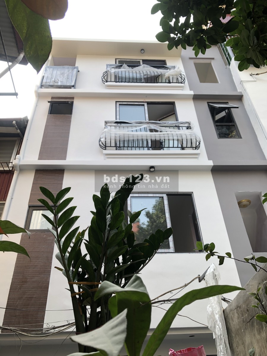 Bán nhà Hàng Bài Hoàn Kiếm Hà Nội giá tốt 3.5 tỷ, khu an ninh, yên tĩnh, mua bán sầm uất