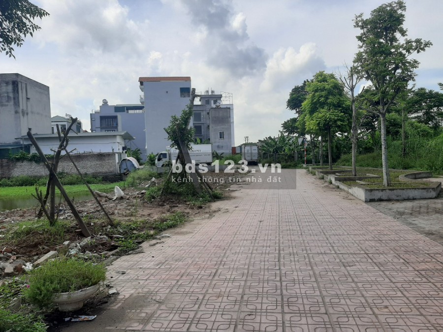 Bán đất Hà Huy Tập Long Biên cực kỳ sầm uất sổ chính chủ liên hệ 0343094391