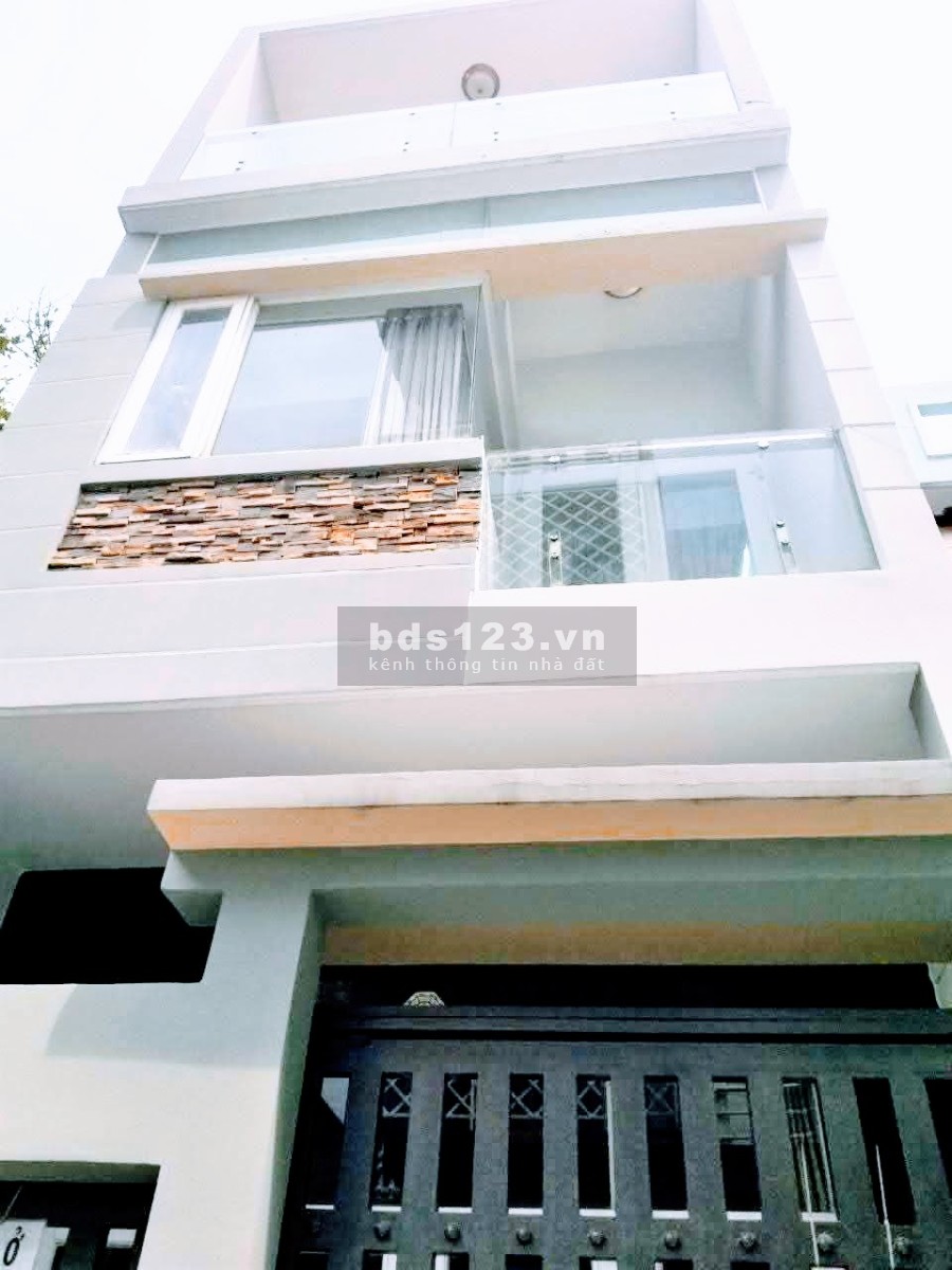 Bán gấp nhà nguyên căn 3 tầng diện tích sử dụng 60m2, P8, Gò Vấp, tặng nội thất
