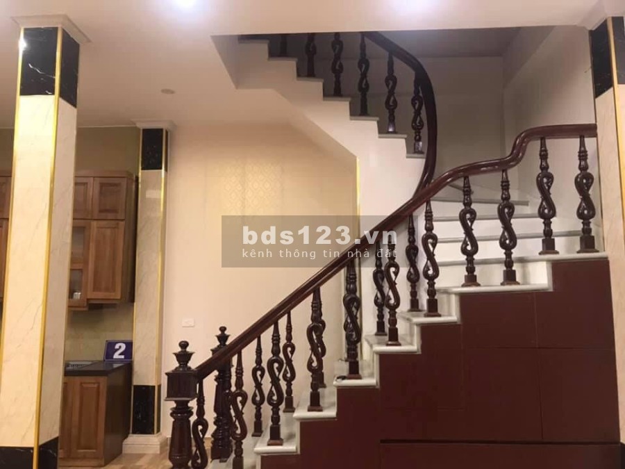 Cần tiền bán gấp nhà trung tâm Mỹ Đình - ngõ lớn, an ninh đỉnh, dân trí cao lh 0985480997