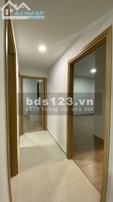 Chính chủ bán căn dtd 84m2 view hồ block E khu Emerald giá bán 4,4 tỷ Quận Tân Phú