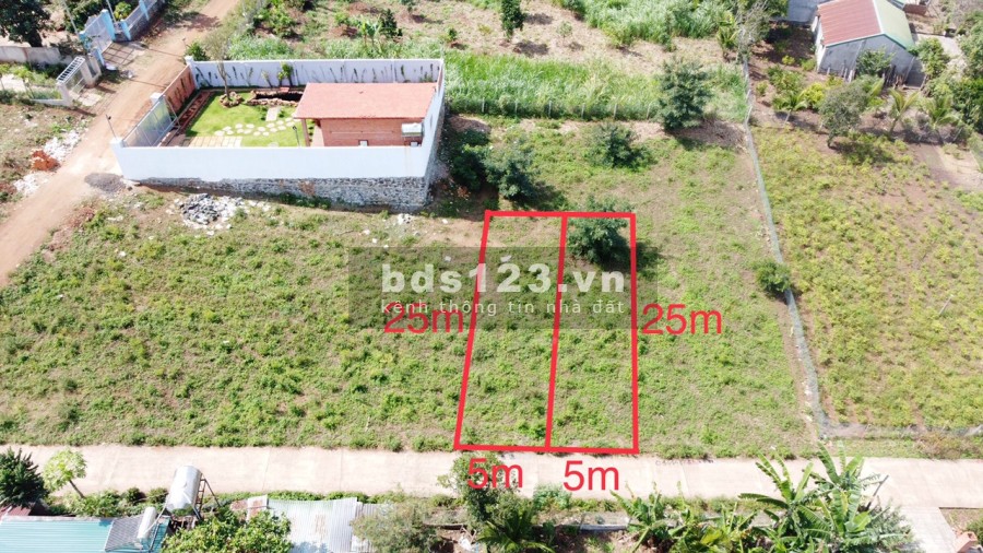 Bán gấp 2 lô liền kề đẹp hẻm Cấp 1 Liên Thôn 8 - Cư Êbur gần Homestay Lee's House