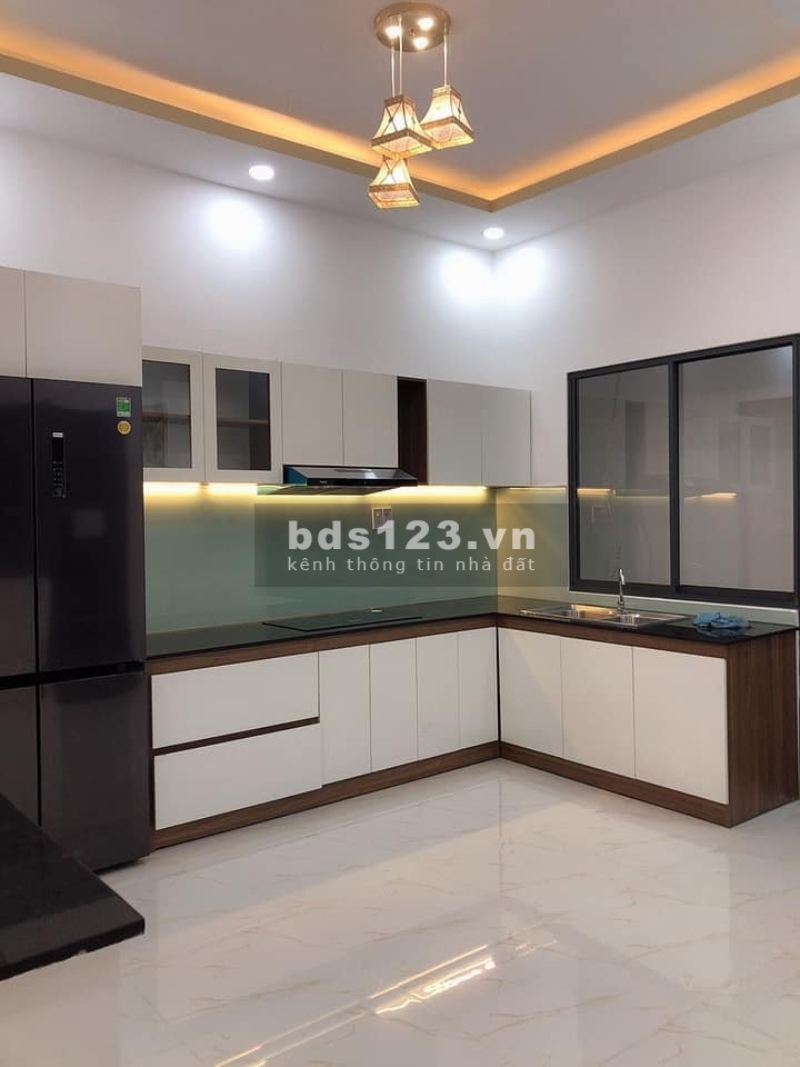 Bán nhà Bình Chánh 2022 (đúc thật) đừng bỏ lở - Tặng toàn bộ nội thất lh 0783329938