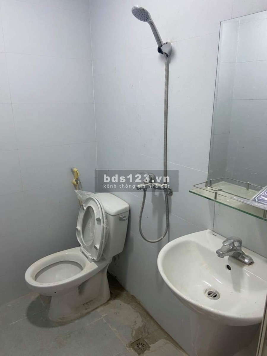 Cần sang nhượng gấp căn mặt phố trung tâm Quận Cầu Giấy, đẹp, sang, hiếm giấy tờ đầy đủ