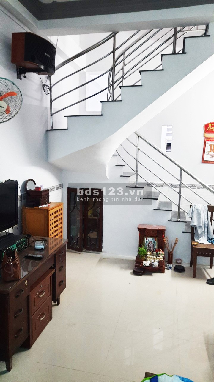 Bán nhà hẻm 271 đường Lê Văn Lương, phường Tân Quy, Quận 7 giá 4.3 tỷ, thương lượng