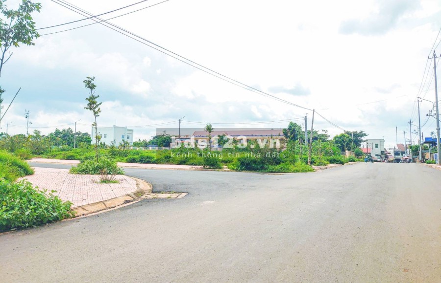 Bán đất mặt tiền Xã Ea Knuec Huyện Krông Pắc Đắk Lắk, có Sổ đỏ chỉ 990 triệu
