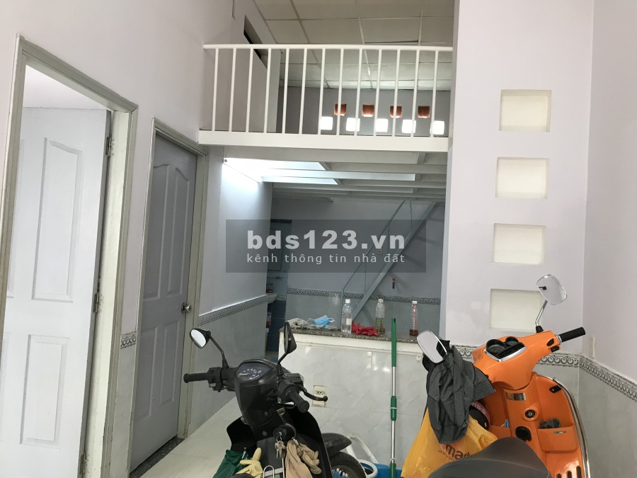Cho thuê nhà nguyên căn Quận Bình Thạnh cạnh Emart cách đại lộ PVD 50m lh 0909939731