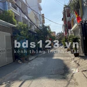 Thuận Thiên Khôi cần bán gấp nhà hẻm xh 888 Lạc Long Quân P8 Quận Tân Bình, sổ hồng chính chủ