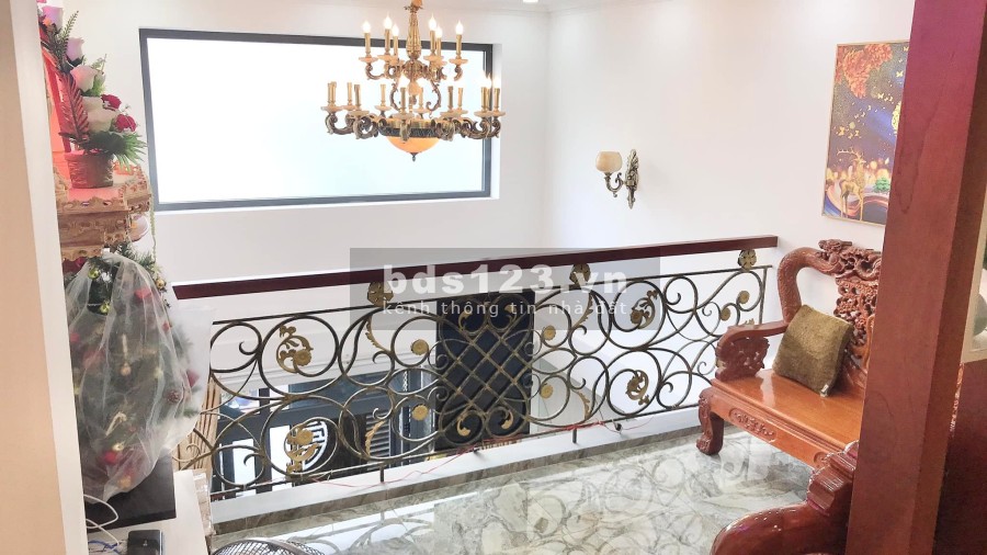 Nhà đẹp 5 tầng đúc hẻm xe hơi Bùi Thế Mỹ phường 10 Quận Tân Bình dtsd 60m2 giá bán chỉ 9 tỷ