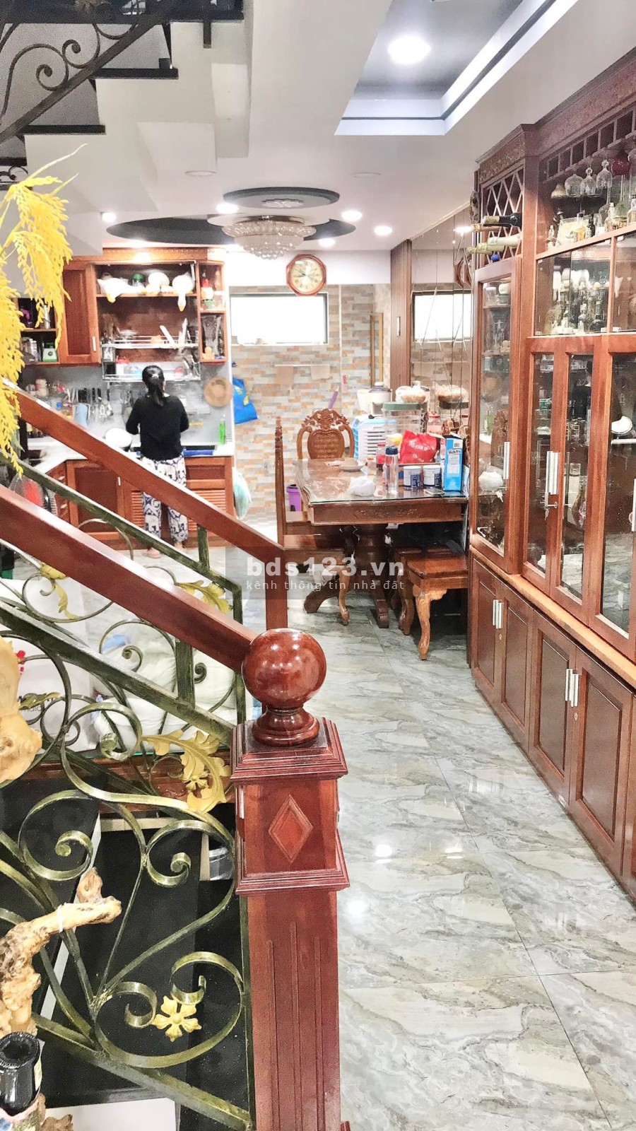 Nhà đẹp 5 tầng đúc hẻm xe hơi Bùi Thế Mỹ phường 10 Quận Tân Bình dtsd 60m2 giá bán chỉ 9 tỷ