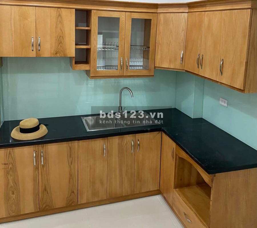 Nhà đẹp, phố Phan Đình Giót, lô góc, gần ô tô, dtsd 40m, đúc 5 tầng kiên cố, giá nhỉnh 3 tỷ