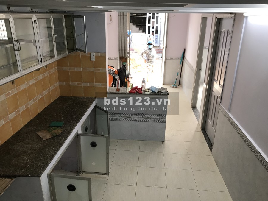 Cho thuê nhà nguyên căn Quận Bình Thạnh cạnh Emart cách đại lộ PVD 50m lh 0909939731