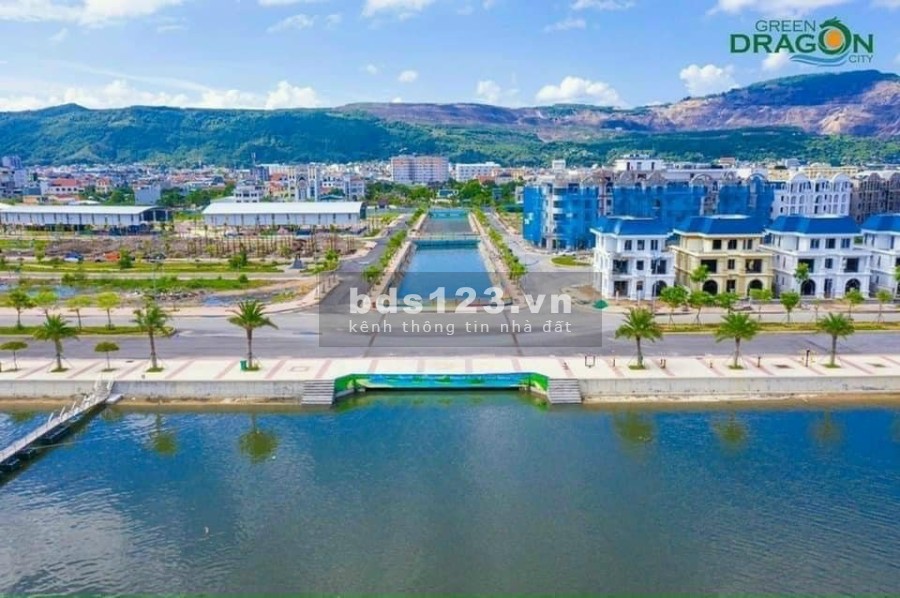 Bán các lô đất nền và Shophouse xây sẵn còn lại cuối giai đoạn 1 liên hệ 0984791848