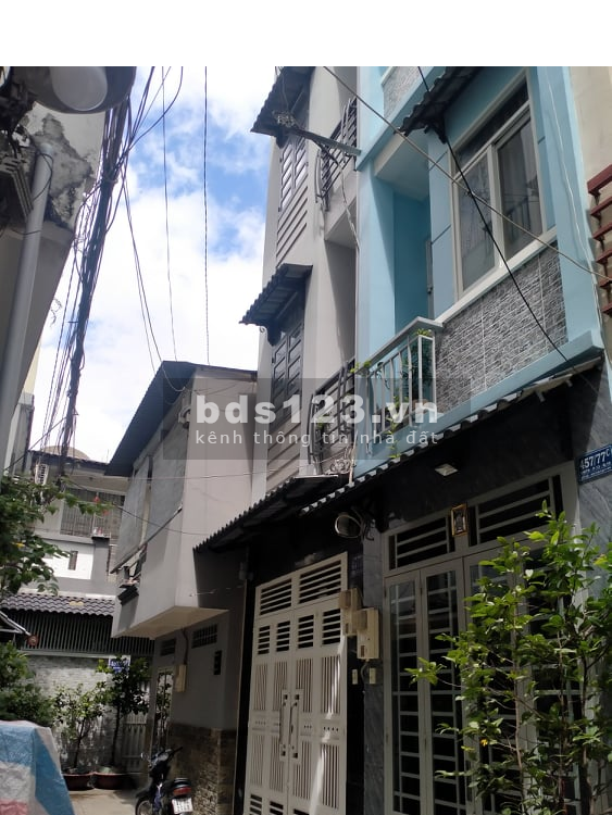 Thuận Thiên Khôi cần bán gấp nhà hẻm xh 888 Lạc Long Quân P8 Quận Tân Bình, sổ hồng chính chủ