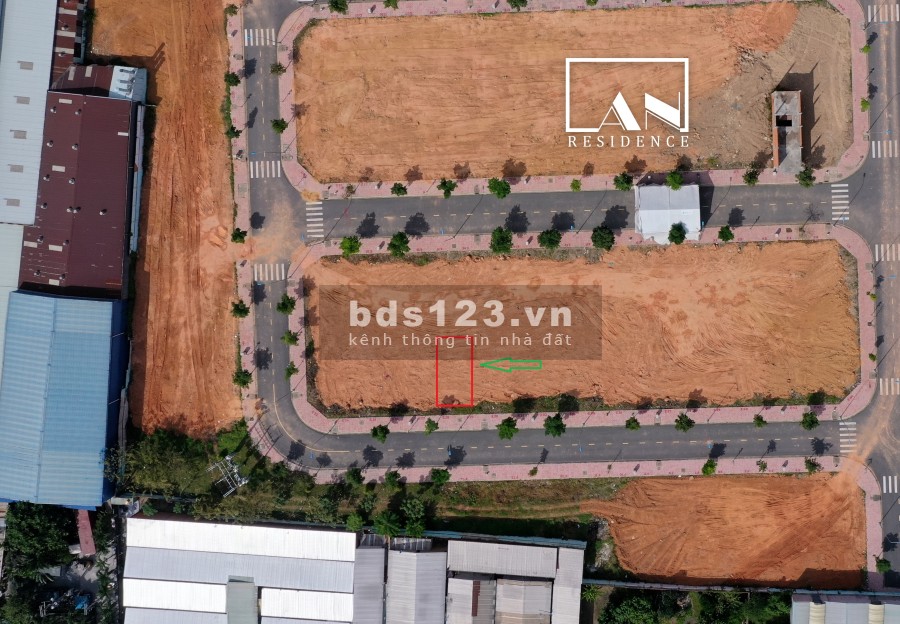 Bán đất sổ riêng 67m2 KDC trung tâm Thuận An, Bình Dương giá bán 2tỷ490