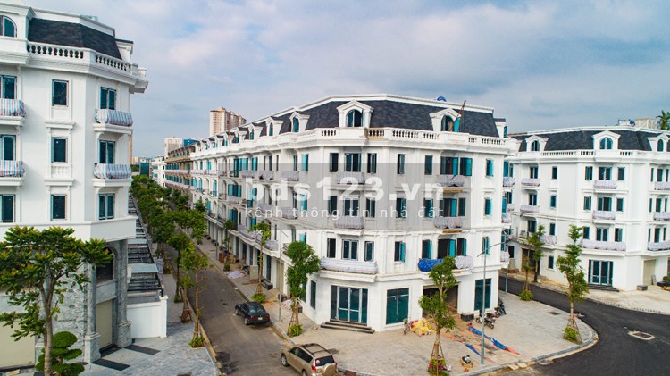 Chính chủ gửi bán shophouse có hầm Kiến Hưng Luxury mặt tiền đường Phúc La rẻ hơn thị trường 2 tỷ