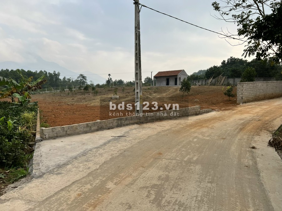16 sào đất nghỉ dưỡng tại Ba Trại, Ba Vì, đường lớn, xe vào tận đất, liên hệ 0988303298