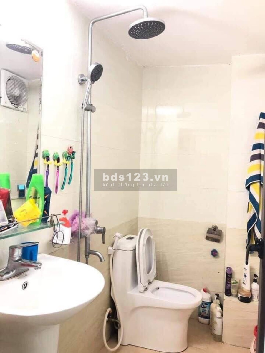 Bán nhà Nhà Phố Trần Đại Nghĩa giá chỉ hơn 2 tỷ, sổ đỏ chính chủ bàn giao công chứng ngay