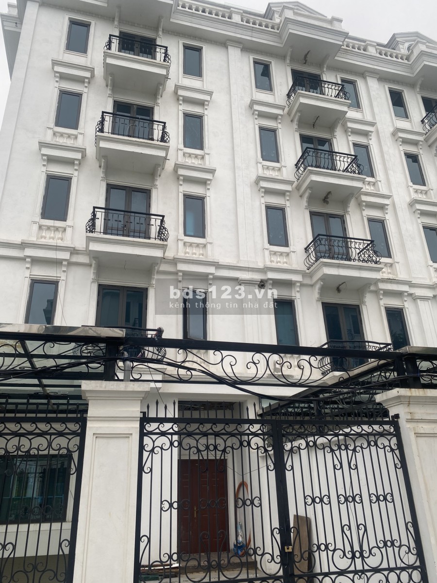 Chính chủ gửi bán shophouse có hầm Kiến Hưng Luxury mặt tiền đường Phúc La rẻ hơn thị trường 2 tỷ