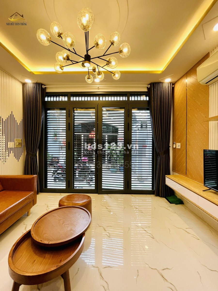 Bán Nhà khu dân trí cao, tặng đầy đủ nội thất P16 Quận Gò Vấp tiện ích xung quanh dầy đủ