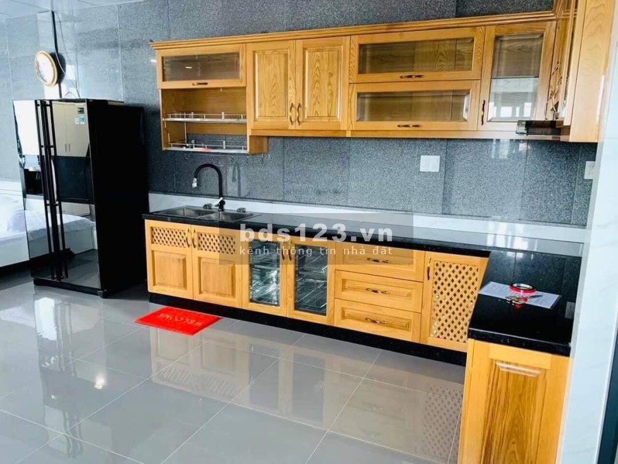 Góc Lê Văn Sỹ hầm 6 lầu, thang máy, diện tích sử dụng 65m2, còn 15 tỷ, liên hệ 0932828672
