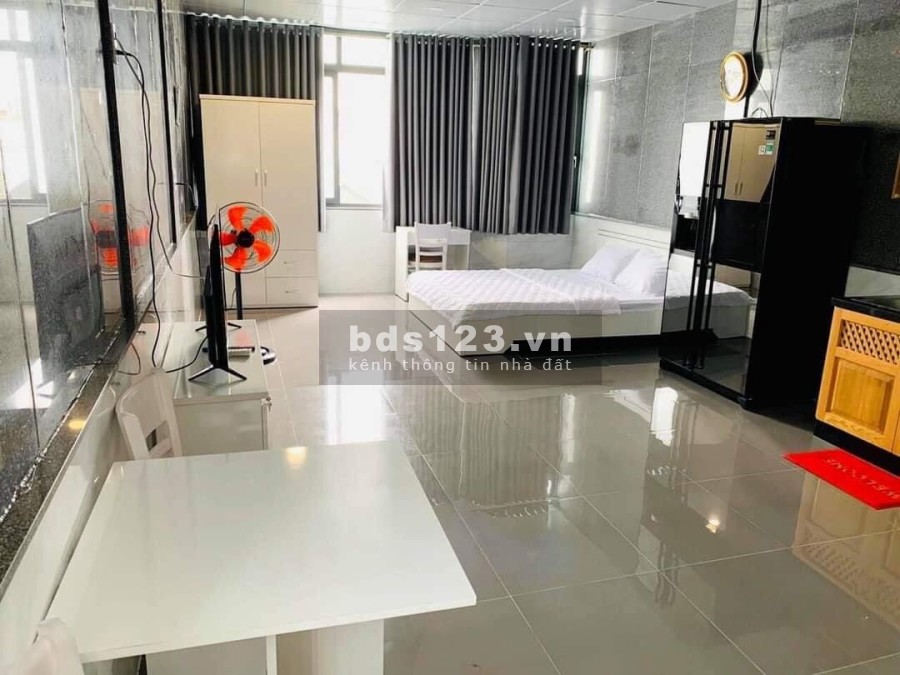 Góc Lê Văn Sỹ hầm 6 lầu, thang máy, diện tích sử dụng 65m2, còn 15 tỷ, liên hệ 0932828672