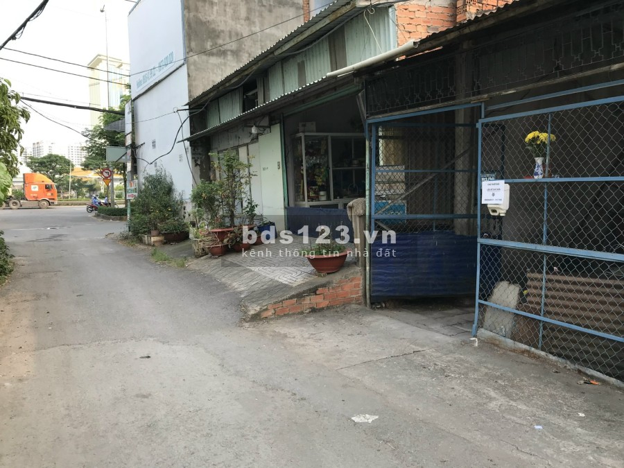 Cho thuê nhà nguyên căn giá tốt khu dân trí cao, hàng xóm văn minh, liên hệ 0909248519