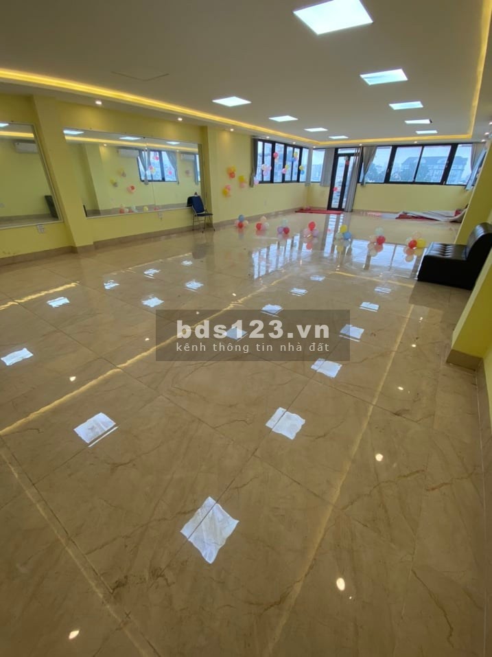 Mặt phố Vũ Tông Phan, Thanh Xuân, 106m2, giá 40 tỷ, 9 tầng, mt: 5.5m, nhà mới, cho thuê 120 triệu