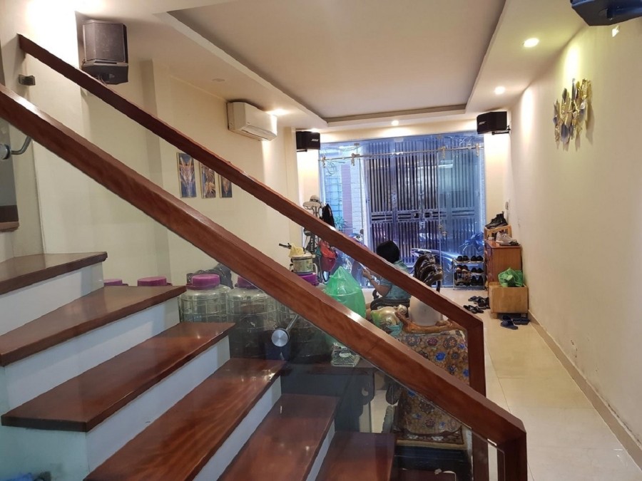 Bán nhà đẹp Âu Cơ Tây Hồ, ngõ nông, cách ôtô tránh 20m dt 45m², 4 tầng, giá tốt chỉ 3,9 tỷ