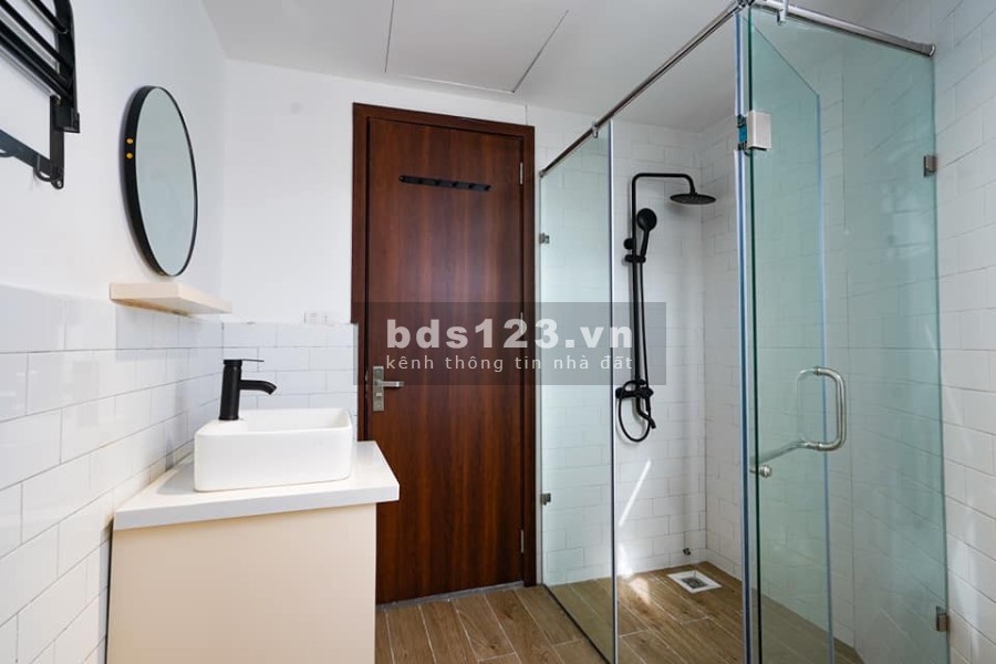 Bán nhà nguyên căn Bồ Ngọc Thuỵ lô góc 3 mặt thoáng, gần phố tiện ích đủ, lh 0865718799