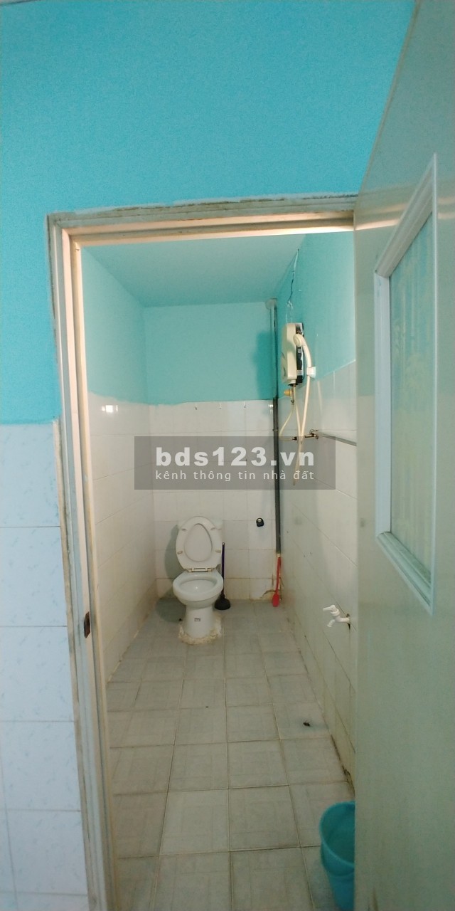 Chính chủ cho thuê nhà nguyên căn còn mới khu dân cư, có sẵn đầy đủ tiện ích, giá 7 triệu/tháng