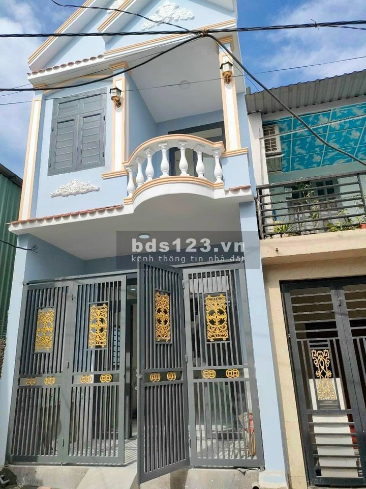 Nhà 1 trệt, 1 lầu, diện tích 65m2 hẻm xe hơi 6m ngay Mt Xuân Thới Sơn Hóc Môn, 800Tr