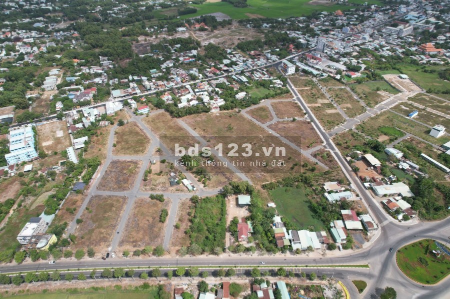 Bán đất nền dự án khu dân cư Long Toàn, đất vàng trung tâm thành phố Bà Rịa, giá tốt