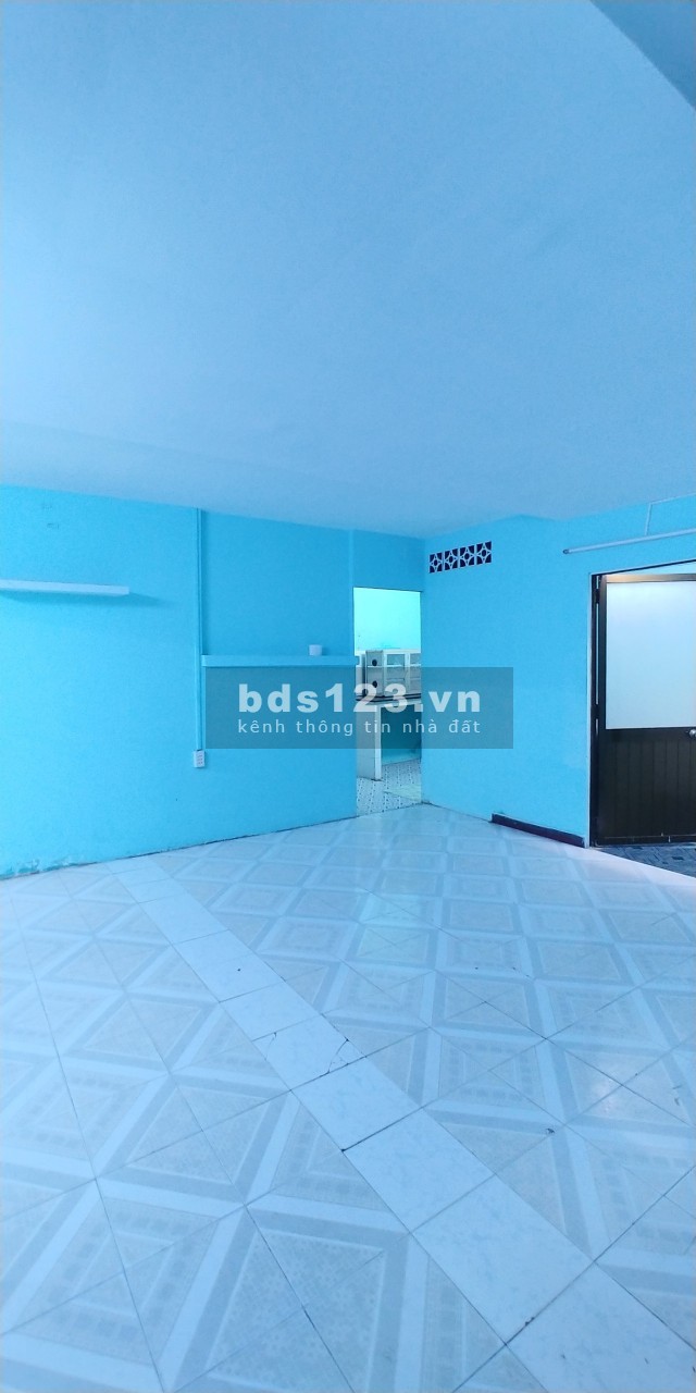 Chính chủ cho thuê nhà nguyên căn còn mới khu dân cư, có sẵn đầy đủ tiện ích, giá 7 triệu/tháng