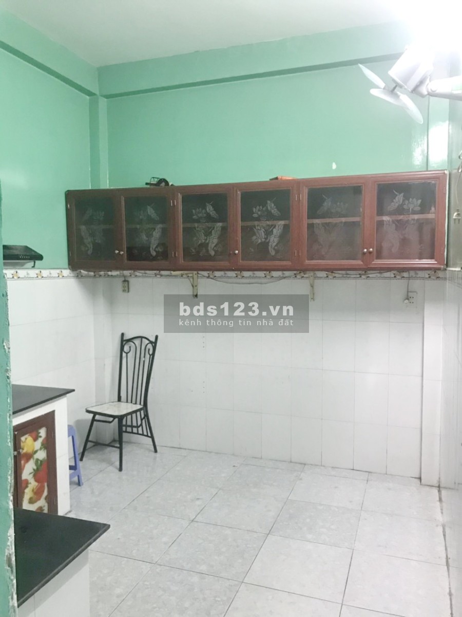 Bán nhà 3 lầu hẻm 4m đường Nguyễn Thị Tần phường 2 Quận 8 giá bán chỉ 4.8 tỷ, lhcc